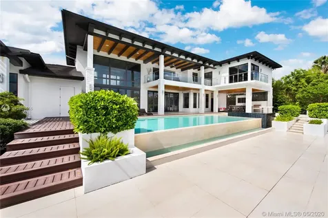 1215 Diplomat Parkway Hollywood FL 33019