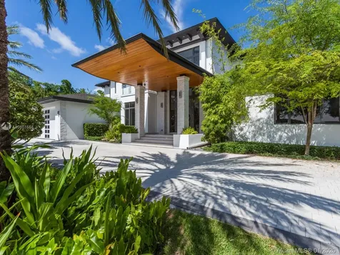 1215 Diplomat Parkway Hollywood FL 33019