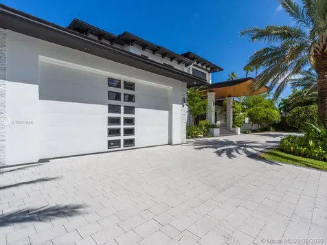 1215 Diplomat Parkway Hollywood FL 33019