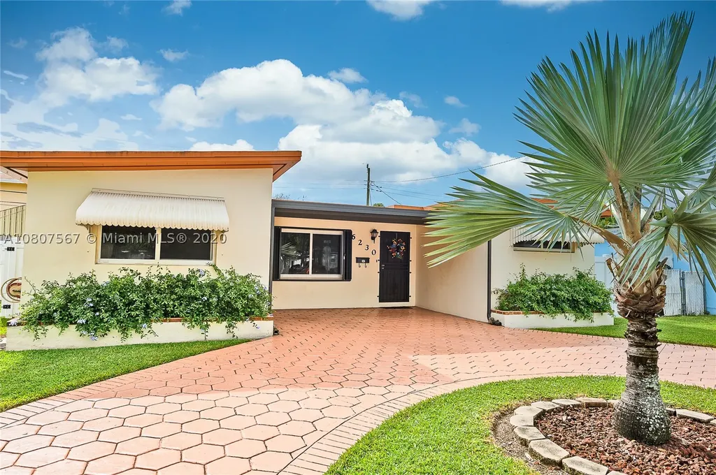 6230 NW 38th Terrace Virginia Gardens FL 33166