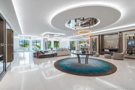 7021 Fisher Island Drive Miami Beach FL 33109