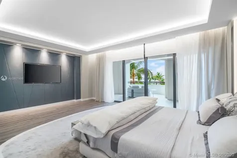 7021 Fisher Island Drive Miami Beach FL 33109