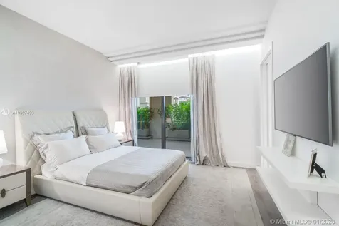 7021 Fisher Island Drive Miami Beach FL 33109