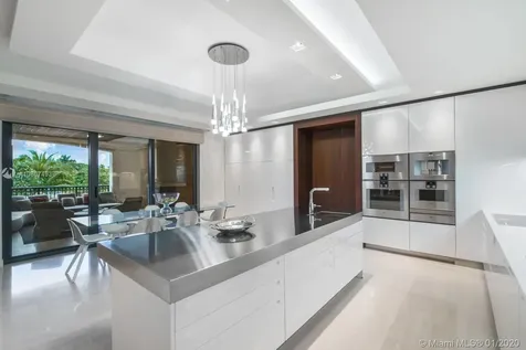 7021 Fisher Island Drive Miami Beach FL 33109
