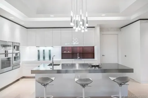 7021 Fisher Island Drive Miami Beach FL 33109