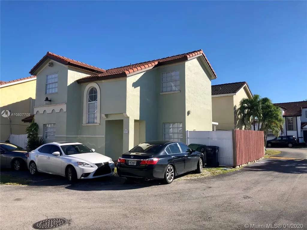12692 NW 9th Terrace Miami FL 33182