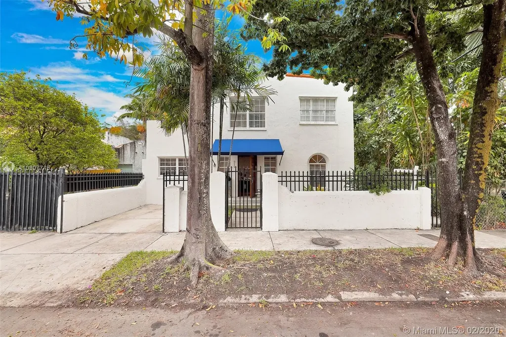919 SW 20th Avenue Miami FL 33135