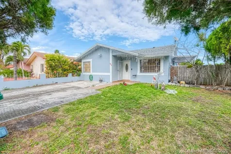 1629 SW 137th Court Miami FL 33175