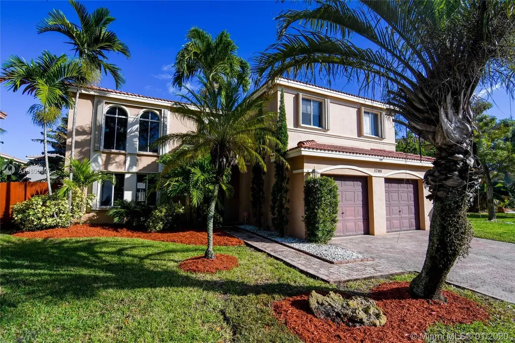 1708 SW 108th Way Davie FL 33324