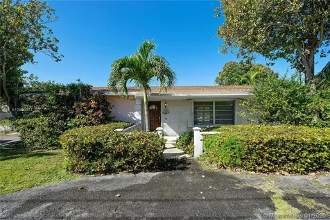 5360 SW 87th Avenue Miami FL 33165