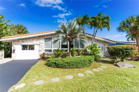 1901 NE 118th Road North Miami FL 33181