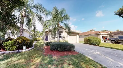 4969 Pelican Street Coconut Creek FL 33073
