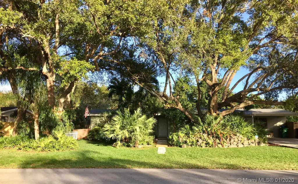 17255 SW 84th Court Palmetto Bay FL 33157