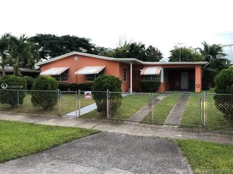 9860 Martinique Drive Cutler Bay FL 33189