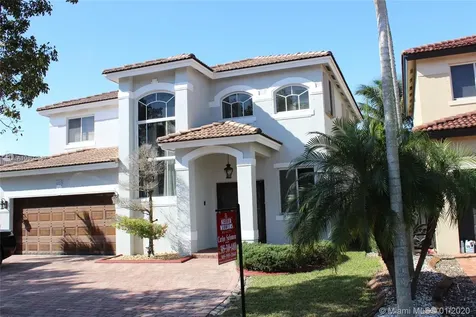 5504 SW 164th Court Miami FL 33185