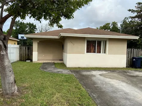 3057 NW 95th Street Miami FL 33147
