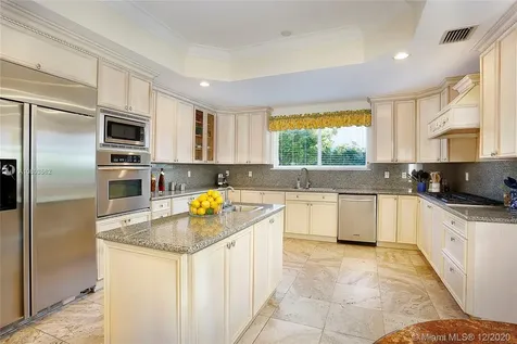 460 Palmwood Lane Key Biscayne FL 33149