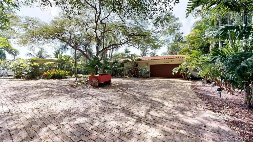 12500 N Bayshore Drive North Miami FL 33181