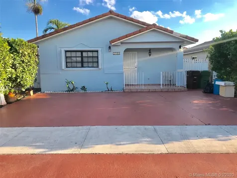 2544 W 72nd Place Hialeah FL 33016