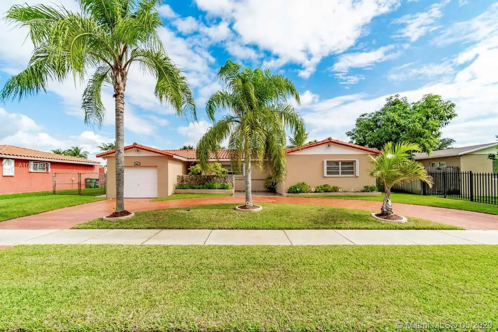 7631 SW 94th Avenue Miami FL 33173