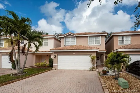 9275 NW 55th Street Sunrise FL 33351