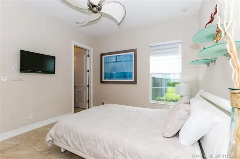 4895 E Sterling Ranch Circle Davie FL 33314