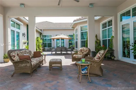 4895 E Sterling Ranch Circle Davie FL 33314