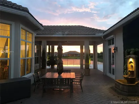 4895 E Sterling Ranch Circle Davie FL 33314
