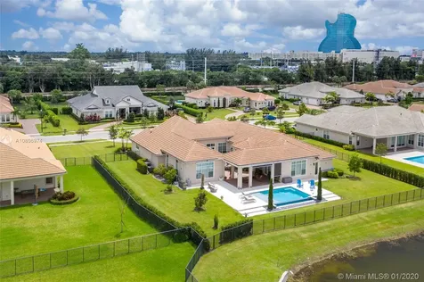 4895 E Sterling Ranch Circle Davie FL 33314