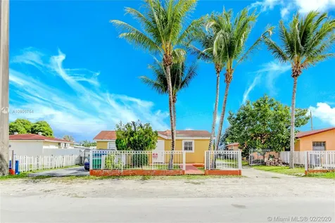 10431 NW 36th Place Miami FL 33147