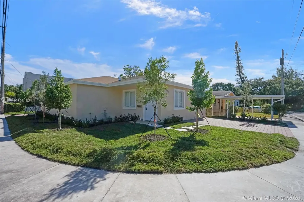 4641 NW 15th Court Miami FL 33142