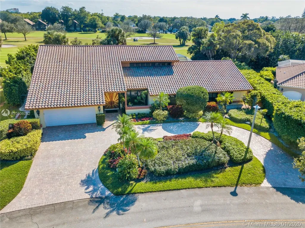9000 S Lake Dasha Drive Plantation FL 33324