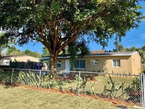 3080 NE 12th Terrace Pompano Beach FL 33064