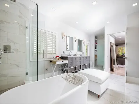 13658 Deering Bay Drive Miami FL 33158
