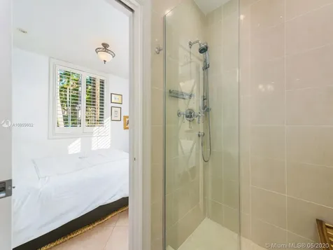 13658 Deering Bay Drive Miami FL 33158