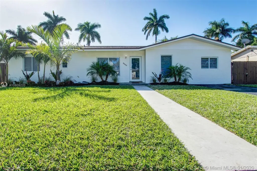 9350 SW 183rd Terrace Palmetto Bay FL 33157