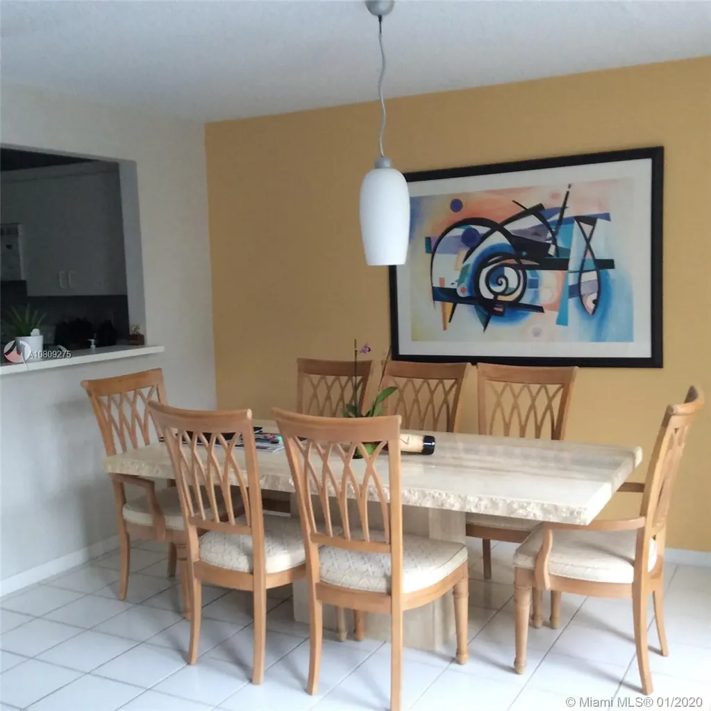 10204 NW 51st Terrace Doral FL 33178