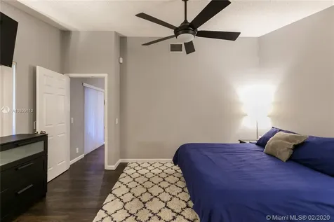 1964 Sacramento Weston FL 33326