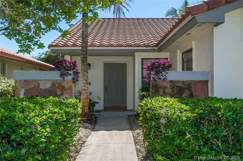 1964 Sacramento Weston FL 33326