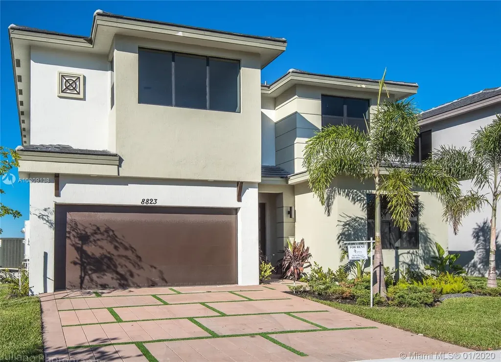 8823 NW 155 Terrace Miami Lakes FL 33018