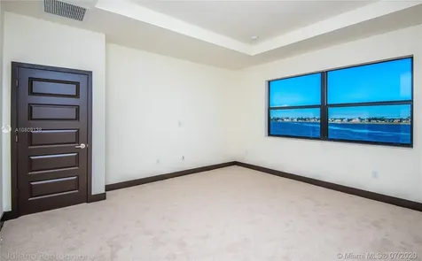 8823 NW 155 Terrace Miami Lakes FL 33018