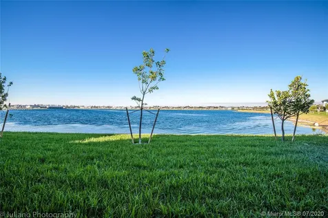 8823 NW 155 Terrace Miami Lakes FL 33018