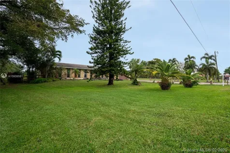 10991 SW 51st Street Davie FL 33328