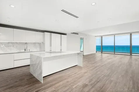 10203 Collins Avenue Bal Harbour FL 33154