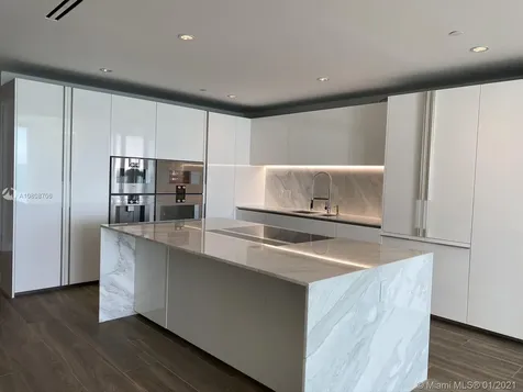 10203 Collins Avenue Bal Harbour FL 33154