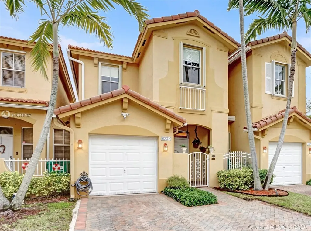 6332 SW 164th Path Miami FL 33193