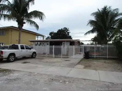 7152 SW 42nd Street Miami FL 33155