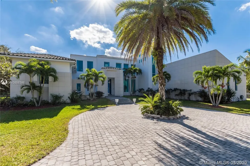 801 NW 122nd Avenue Plantation FL 33325