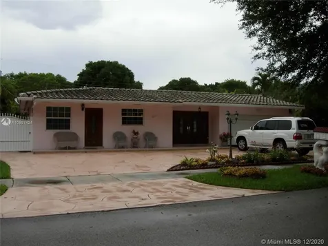 14121 Lake Saranac Avenue Miami Lakes FL 33014