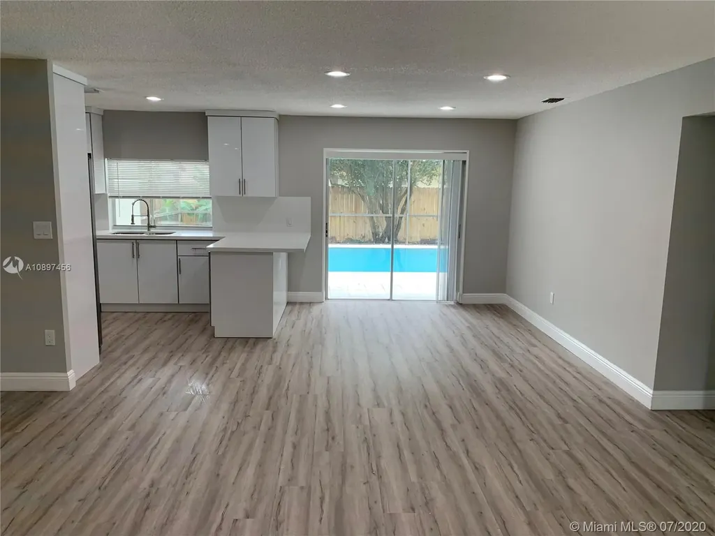 8840 NW 8th Street Pembroke Pines FL 33024